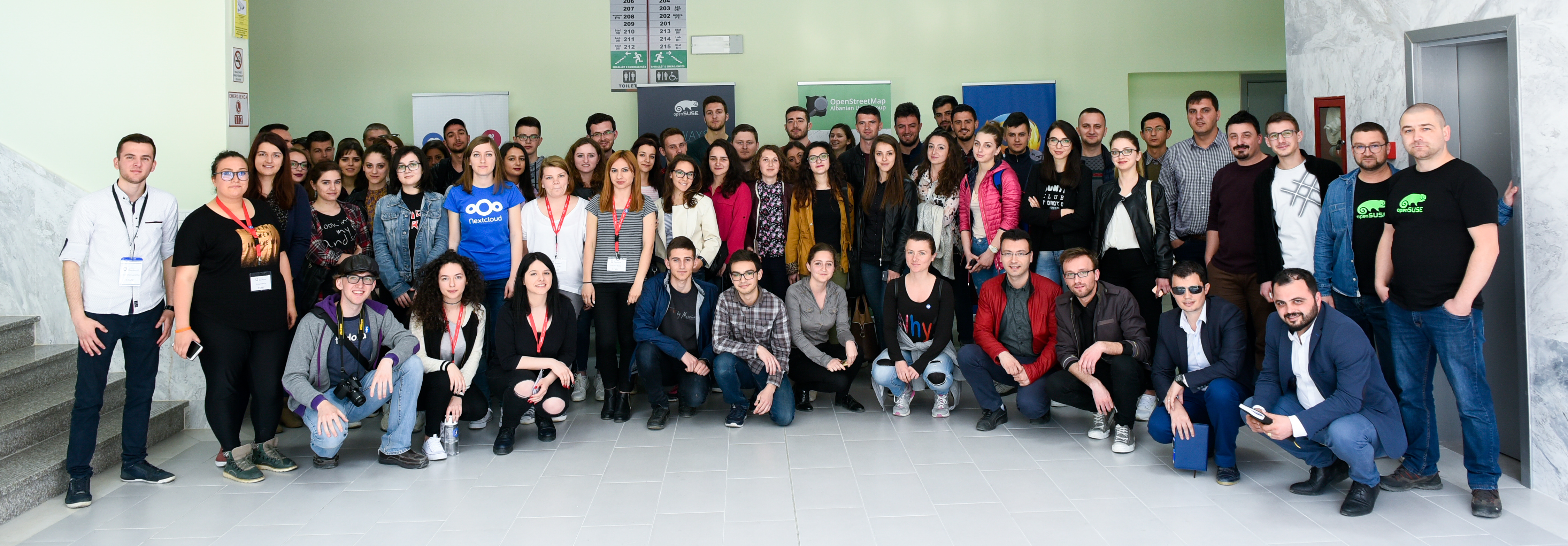 Students meet Fedora at Linux Weekend 2017